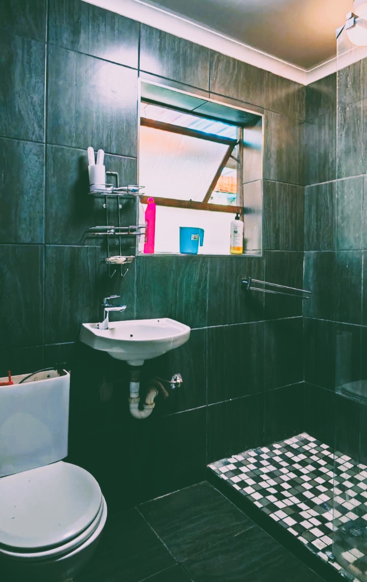 3 Bedroom Property for Sale in Portlands Western Cape